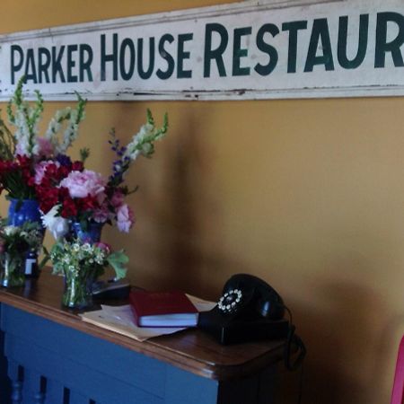 Parker House Vermont Restaurant & Rooms Quechee Екстериор снимка